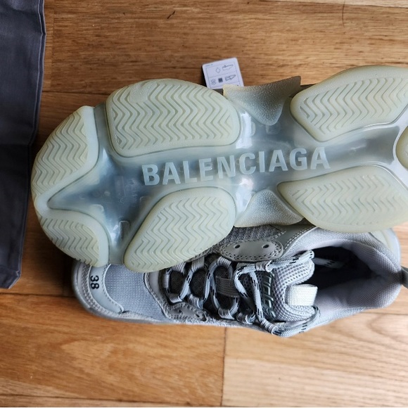 💯 Balenciaga Triple S Sneaker - Picture 5 of 8